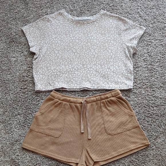 Knit Top and Shorts Lounge Set - Picture 1 of 3